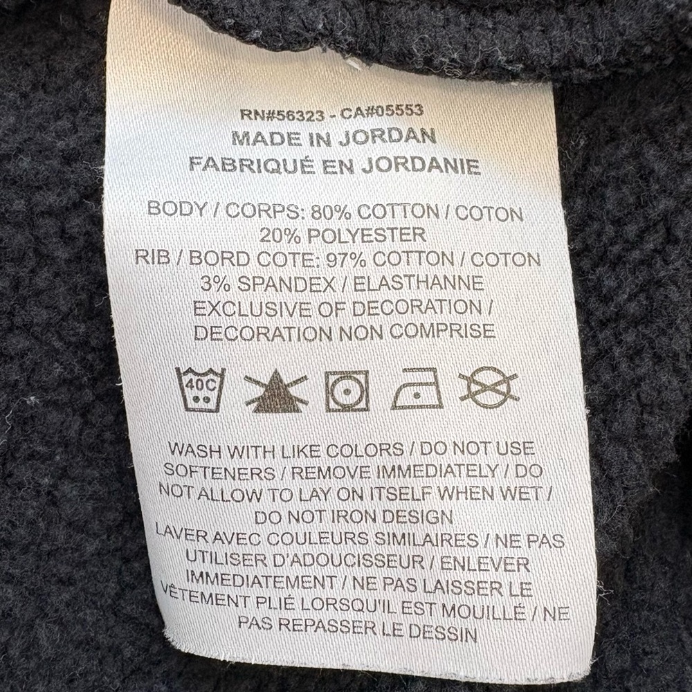 5/20$ NIKE Black Hoodie Long Sleeve Kangaroo Pocket Embroidered Youth Large - Picture 4 of 6